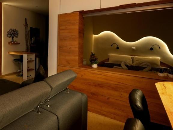 Sky View Suite Serres Eksteriør billede